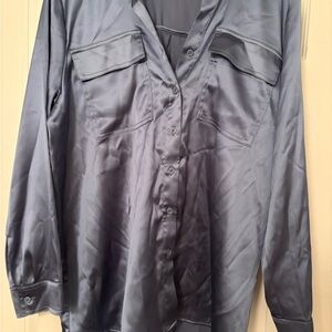 Simply Vera Vera Wang Elegant Blue Shirt with a satin finish look